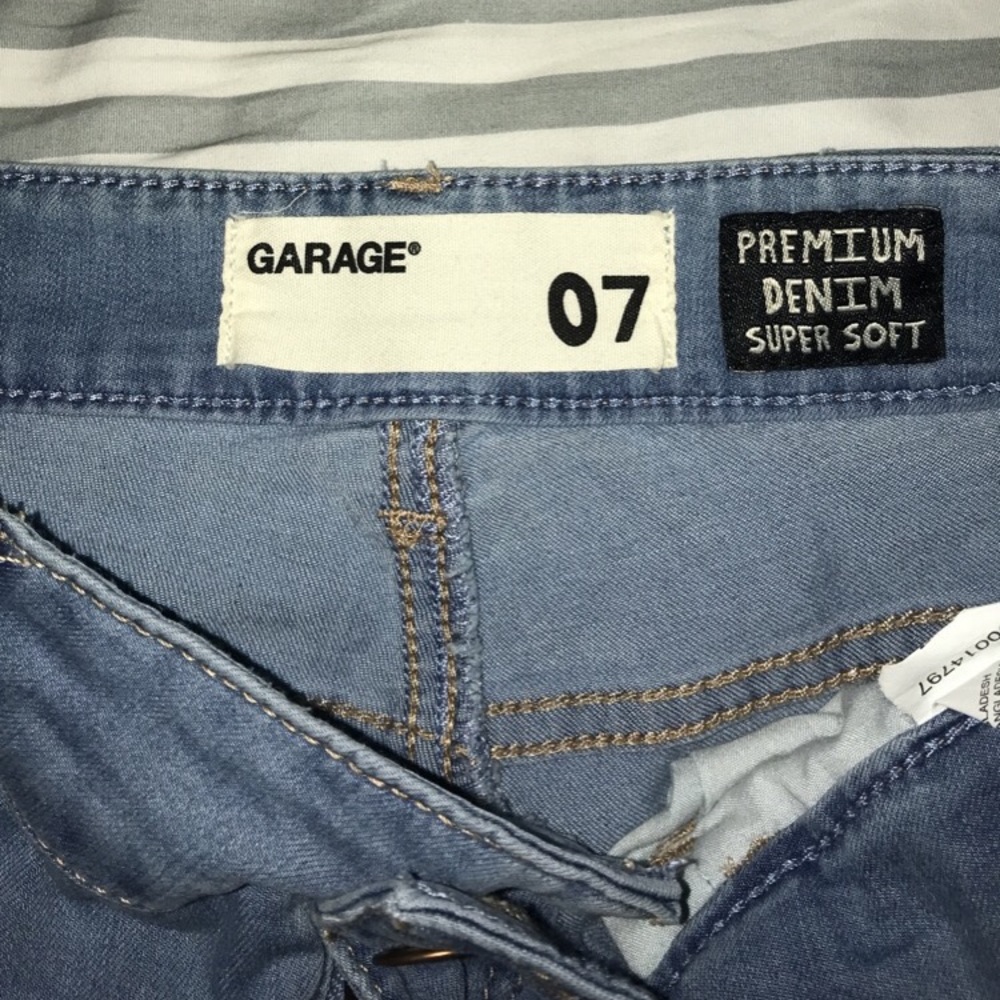high waisted jeans